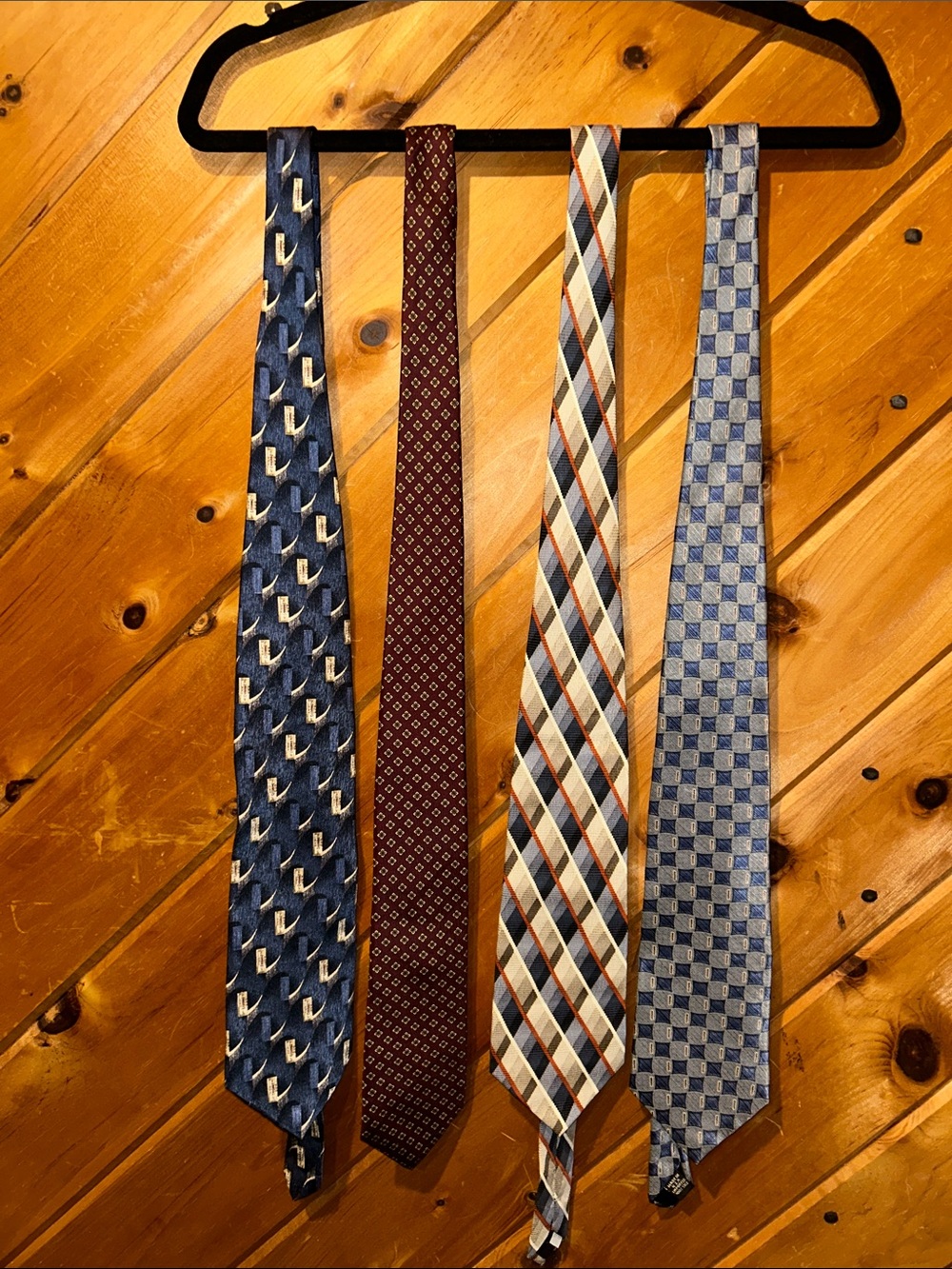 Men’s geometric patterned necktie bundle!!